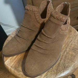 Vince Camuto Perforated Suede Ankle Booties Palmina in Caramel Tan